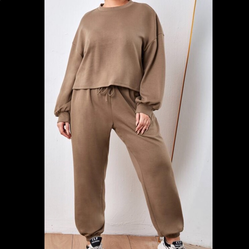 SOLD! NEW-Pullover And Knotted Waist Joggers Set